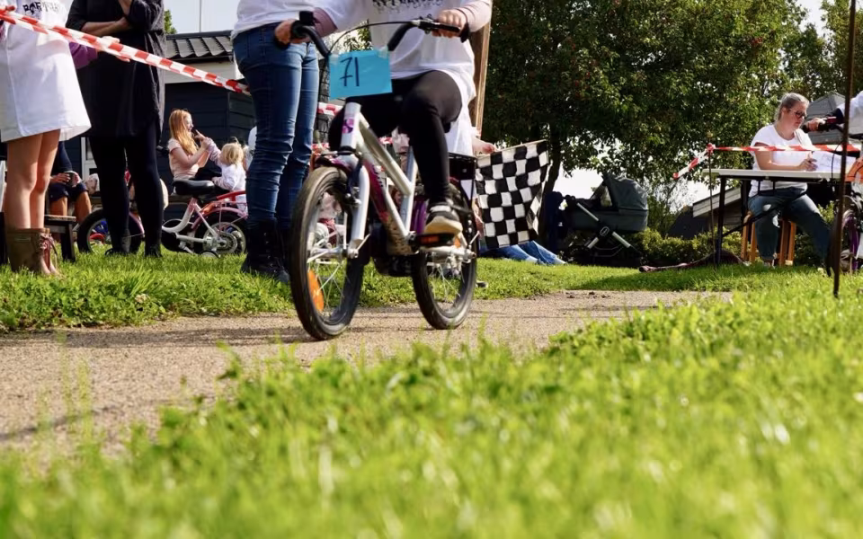 Cykelsponsorløb  i børnehave indsamler 12.000 kr