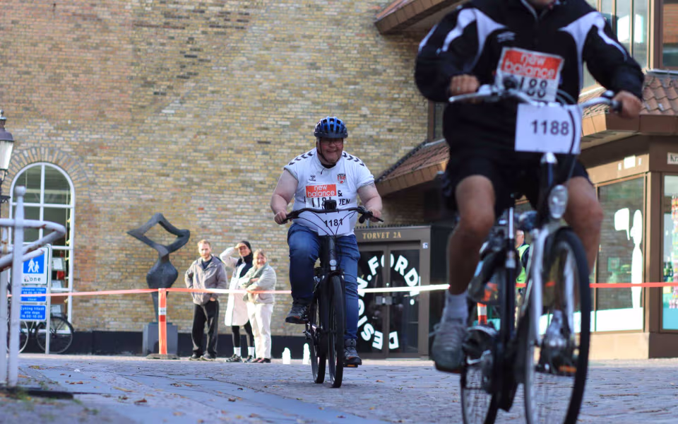 Sponsorløb skabte fest på torvet
