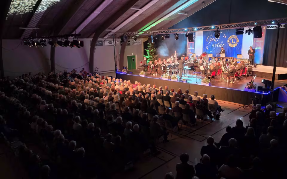 Billeder fra festlig nytårstradition i Ølgod, Lions’ nytårskoncert samlede 475