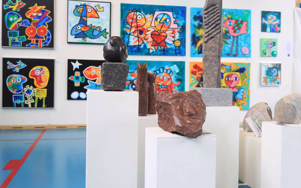 Kunsthåndværk i levende hænder