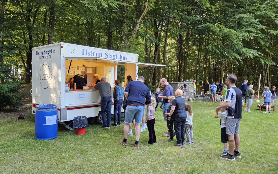 Billeder fra Midsommerfest I Tistrup anlæg 2025