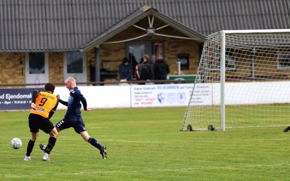 Fodbold serie 4. HTS – Helle FC 0-3 på Tistrup stadion