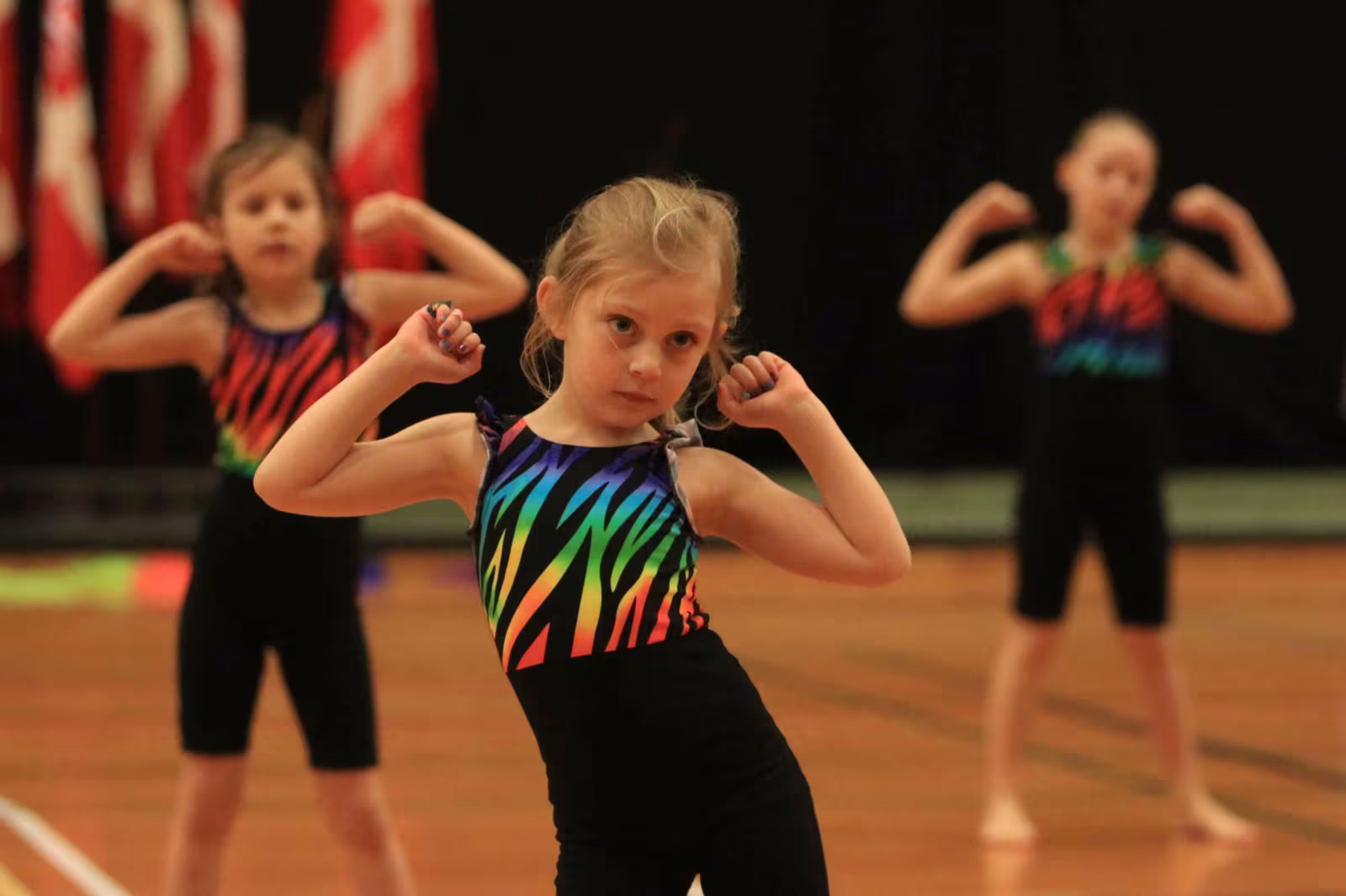 Mini Dancers fra Outrup GUB på gulvet i Oksbøl