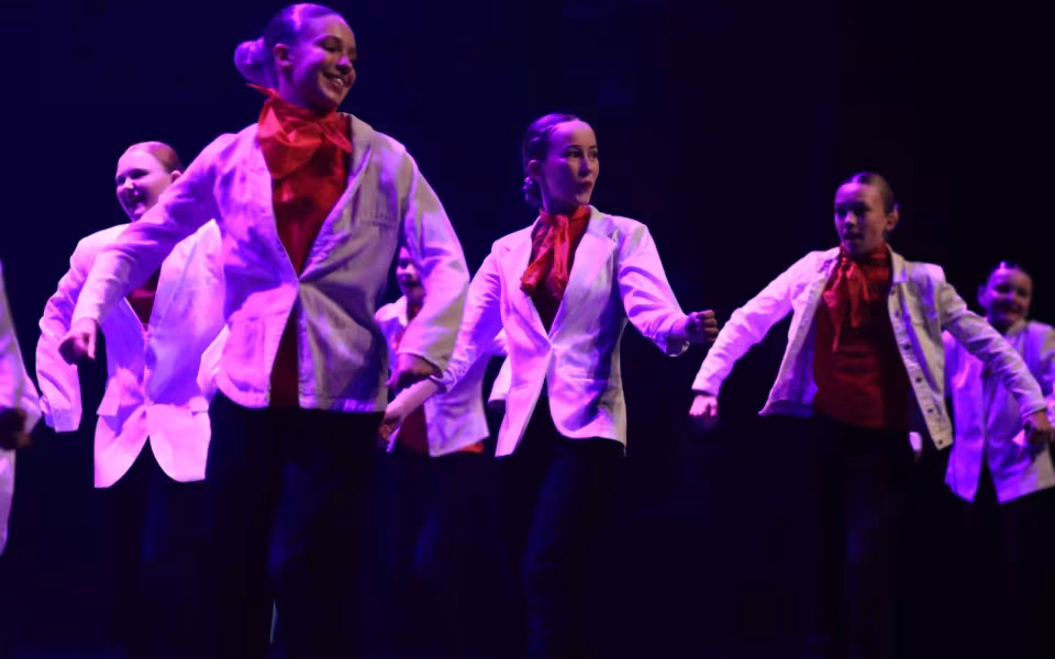 Dance Company Twenty Juleshow begejstrede 1200 publikummer