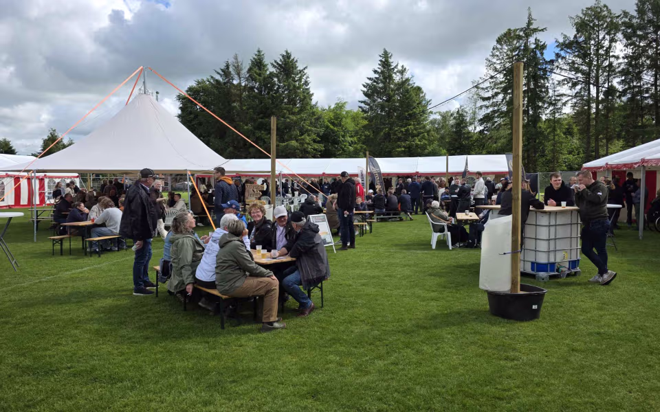 Ølgod BEER Festival 2026 bød på smag, musik og fællesskab - Se billeder fra dagen.