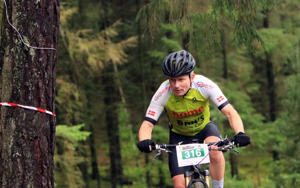 Mountainbike ryttere imponerede trods vådt vejr