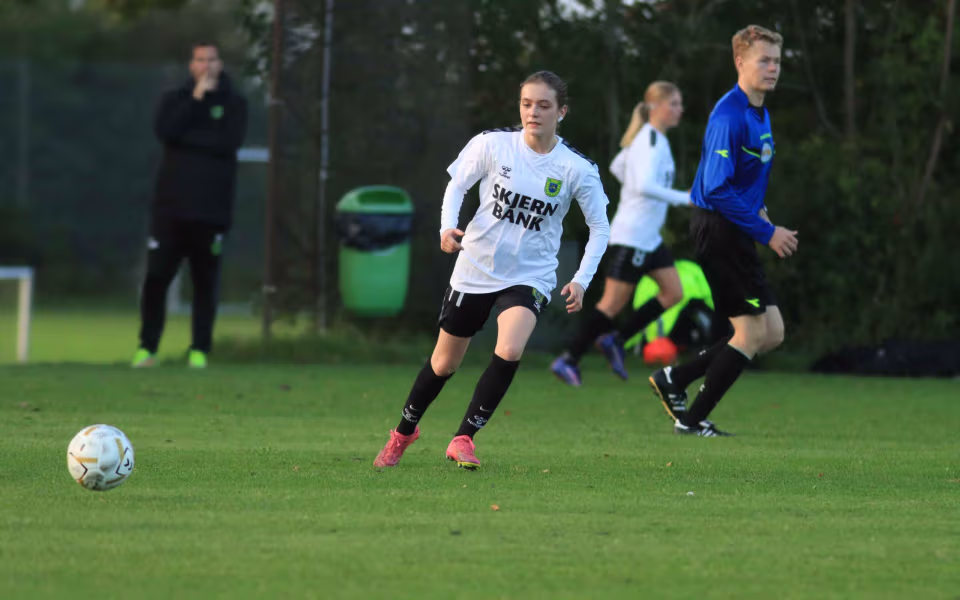 Nr. Nebel taber til suveræne Varde