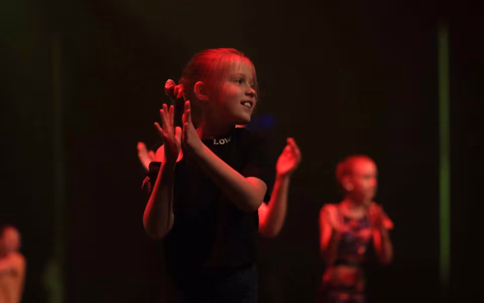 Dance Company Twenty Juleshow begejstrede 1200 publikummer