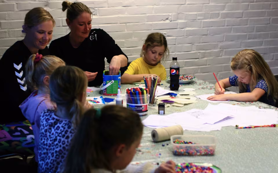 Stor succes med Pizza og Fredagsfun
