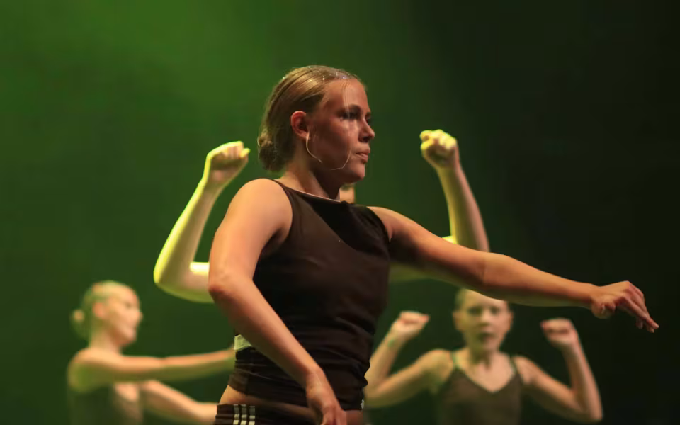 Dance Company Twenty Juleshow begejstrede 1200 publikummer