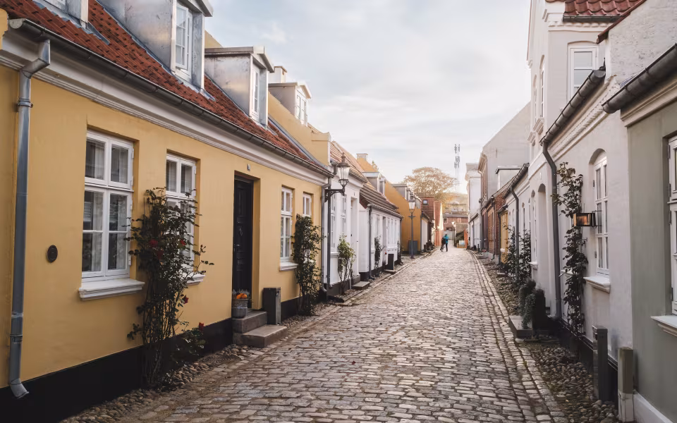 Nyt initiativ skal gøre det nemmere for vardensere at finde vej til byens fællesskaber