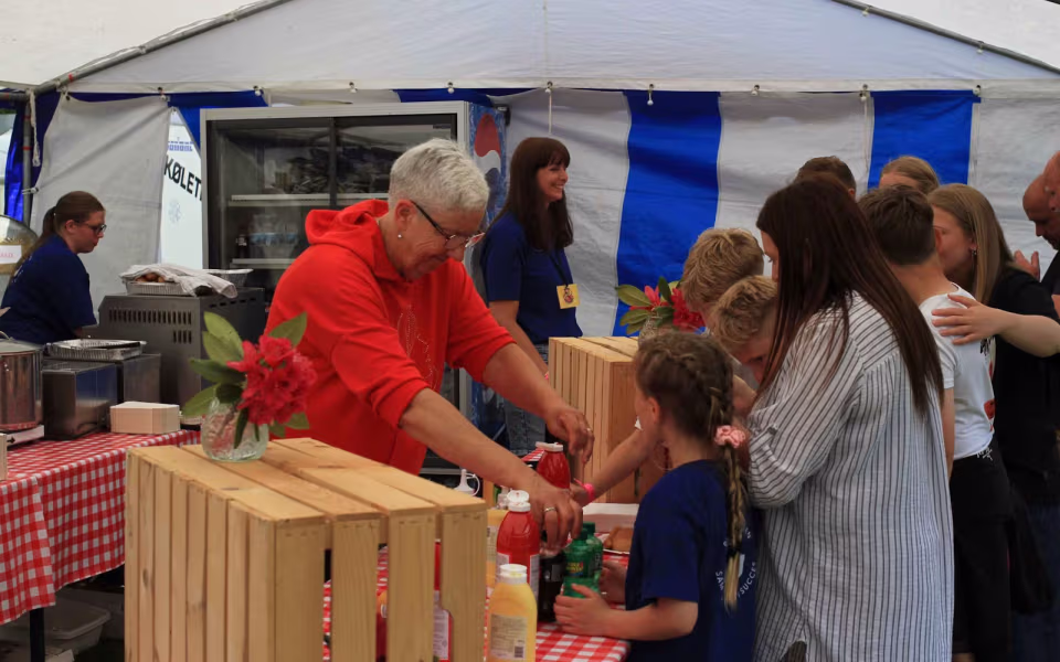 Musikfest samlede generationer i Outrup