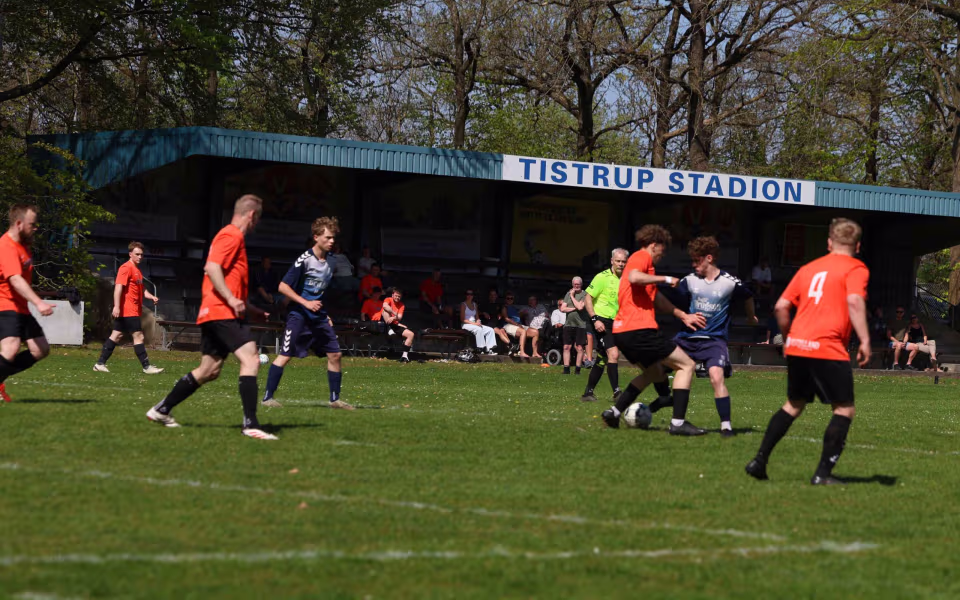 HTS fodbold serie 3 herre tabte 0 -1 til Alslev på Tistrup Stadion.