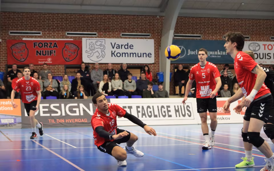 Nordenskov triumferer i tæt volleyballkamp