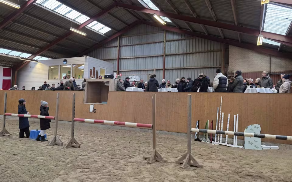 Ølgod & Omegns Rideklub fejrede 50-års jubilæum med taler, opvisning og fællesskab.