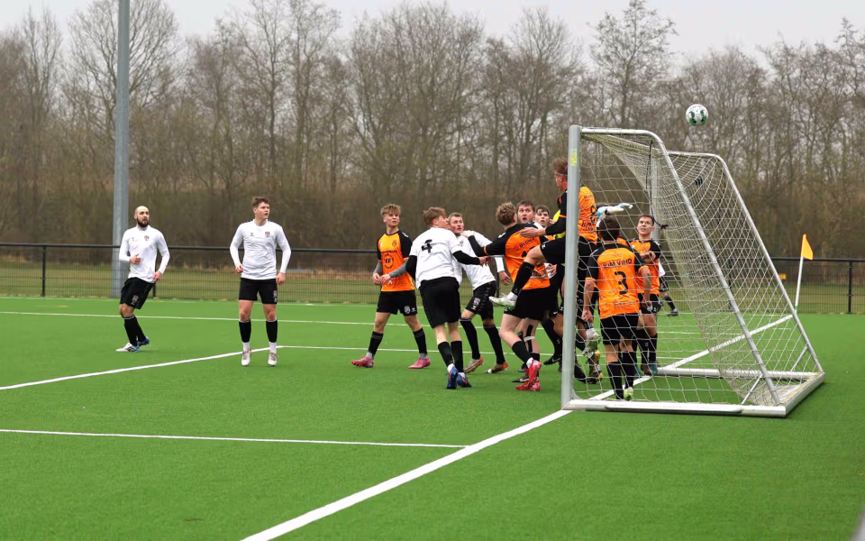 Kampreferat: Helle FC senior S1 – Varde S1  2-0