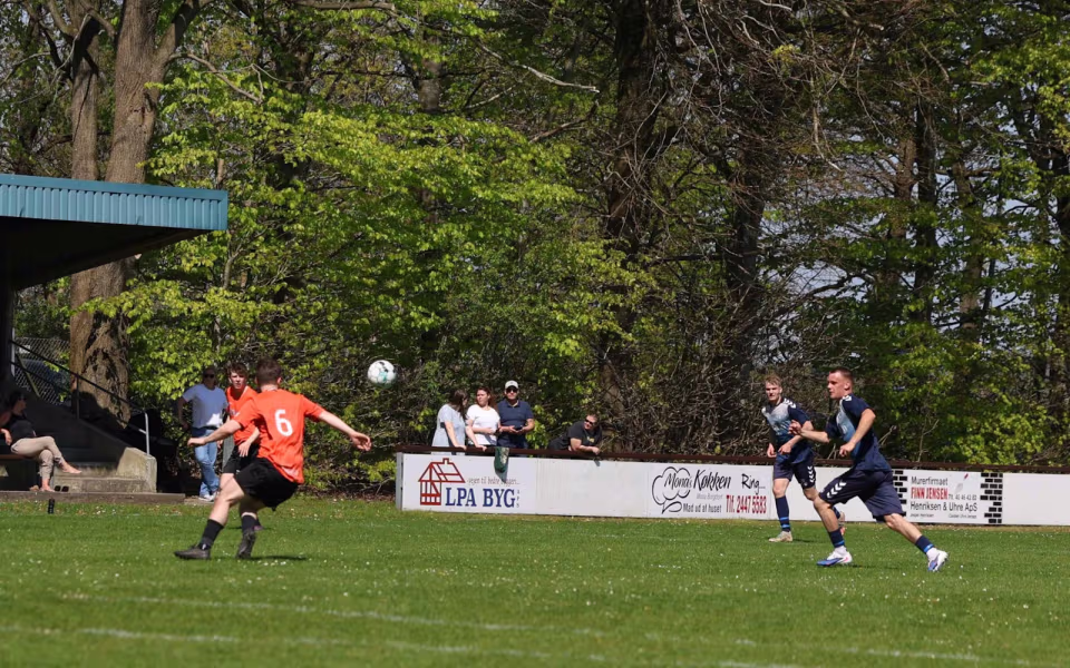 HTS fodbold serie 3 herre tabte 0 -1 til Alslev på Tistrup Stadion.