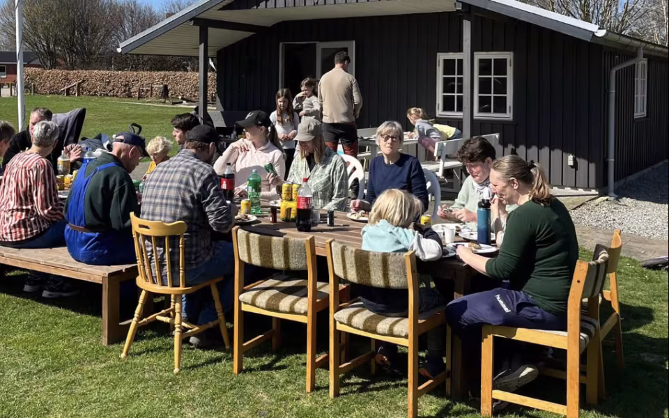 Gør byen ren i Billum