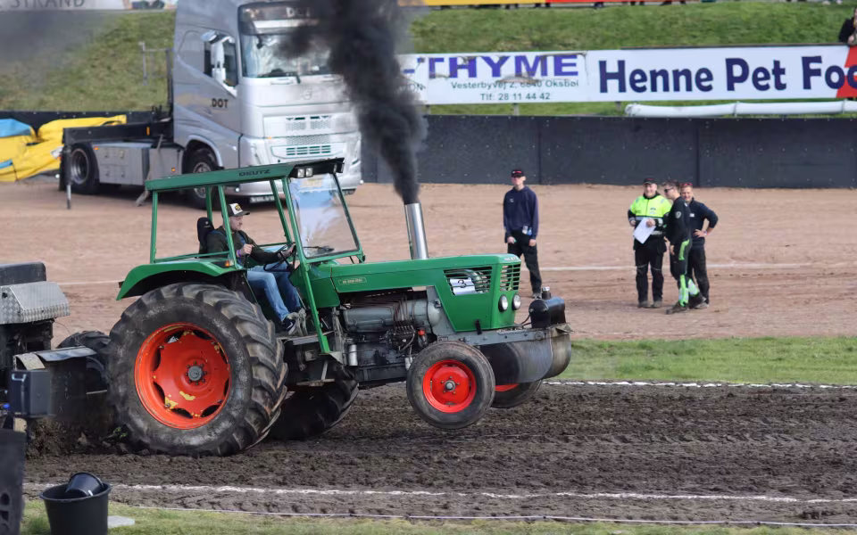 Powerpull og Truckshow skabte folkefest i Outrup