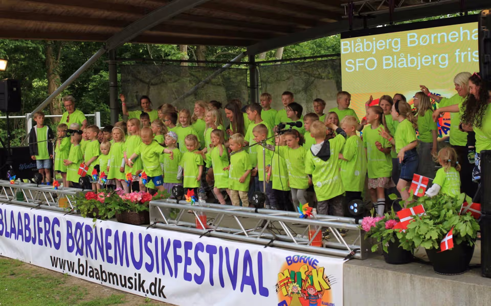 Musikfest samlede generationer i Outrup
