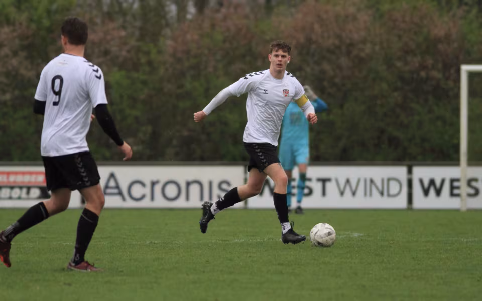 Varde taber klart til Helle FC