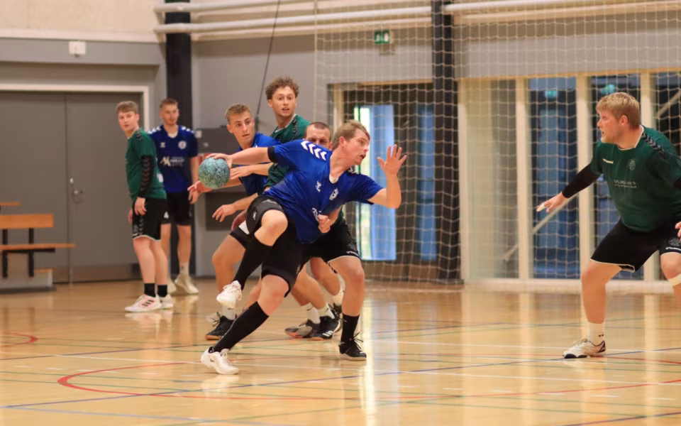 Begge Blåbjerg Hold Led Nederlag