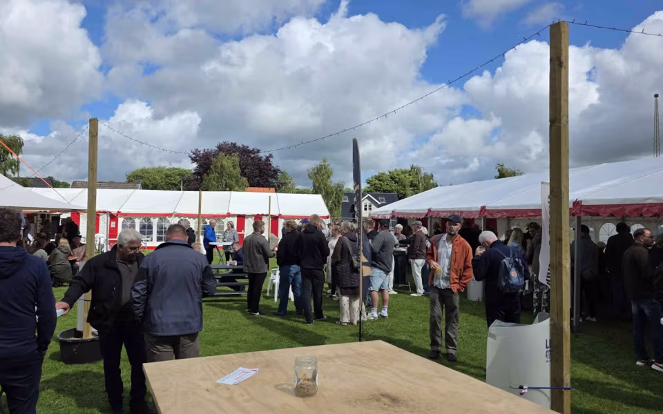 Ølgod BEER Festival 2026 bød på smag, musik og fællesskab - Se billeder fra dagen.