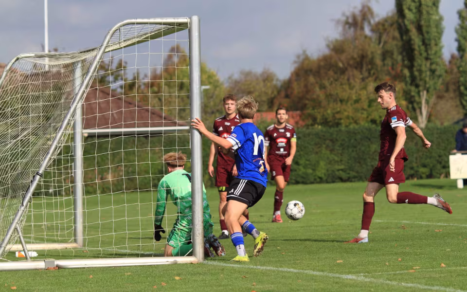 Oksbøl vakler på toppen