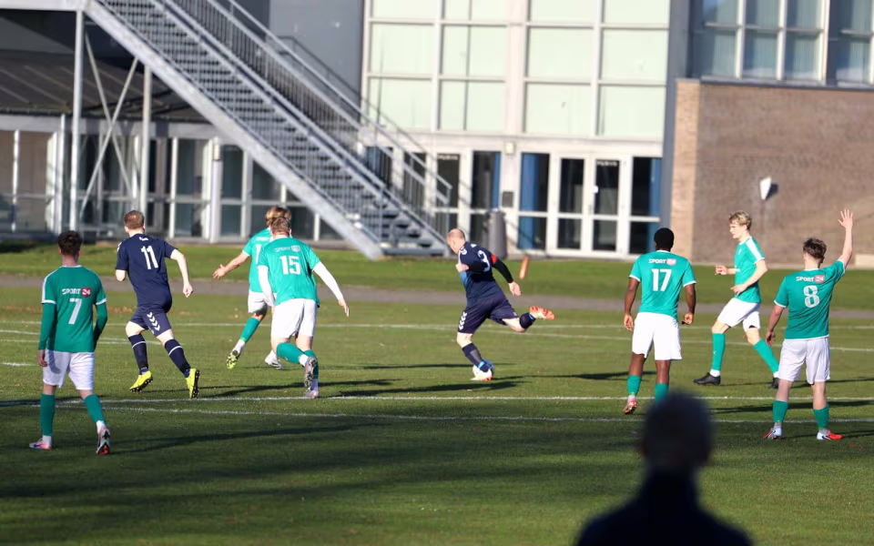 Sejr til HTS serie 4 herre på udebane mod Skjerns anden hold med 2-1 til HTS.