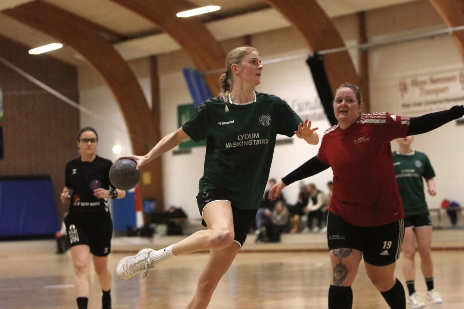 Blåbjerg HK Serie 2 damer triumferer med sejr