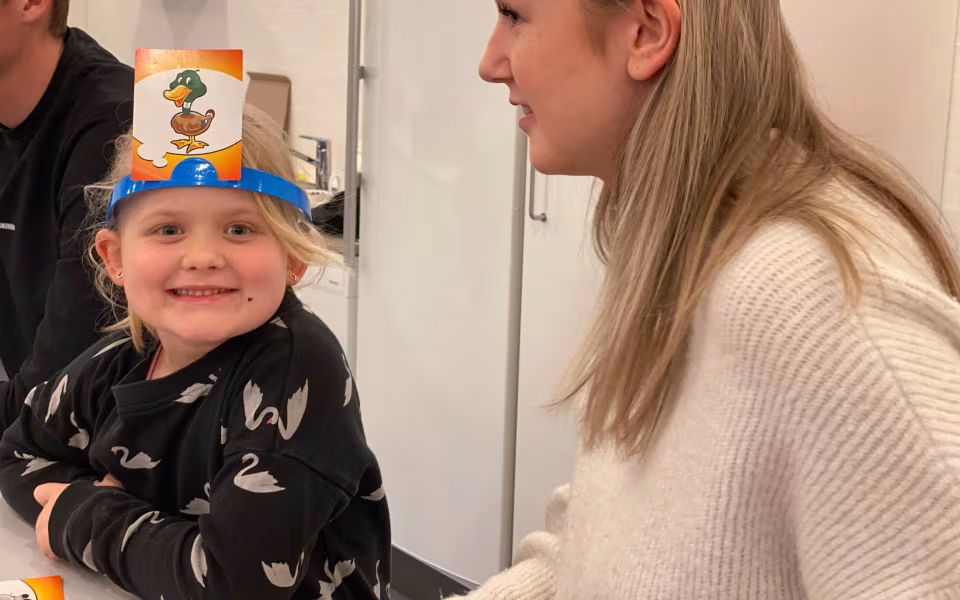 Skolens bibliotek er flyttet til 1. salen for at gøre plads til skolens elever og børnene i SFO.