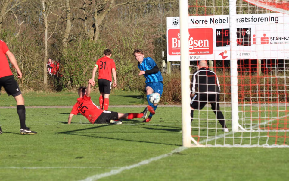 Blåbjerg BK Serie 5 knuser Nr. Nebel 8-0