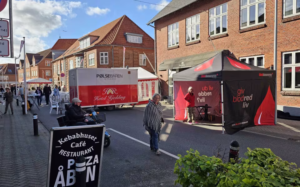 blev Ølgod midtby forvandlet til en festlig oase under arrangementet Late Night.