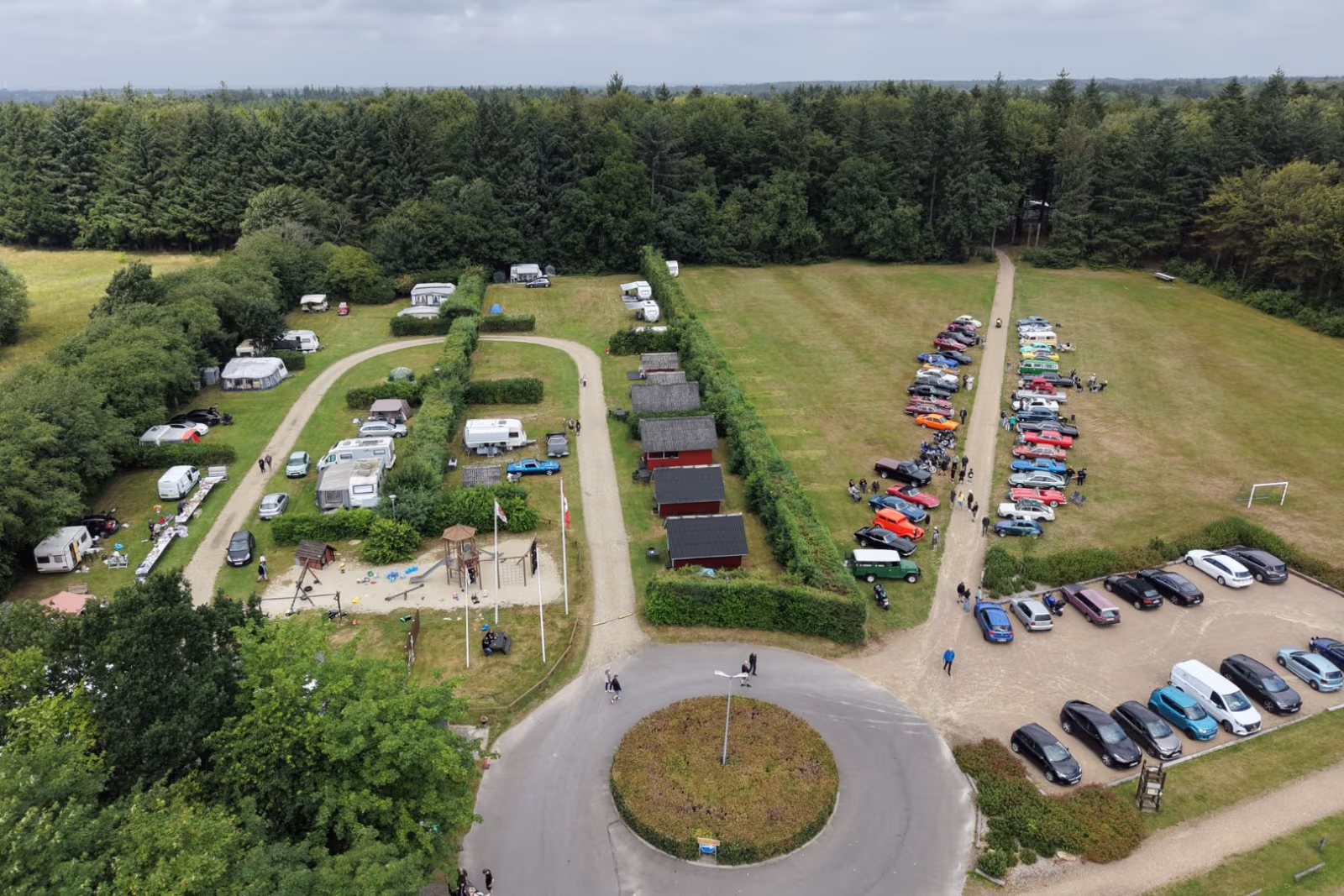 Fra Ringsted til Ølgod i Cadillac - stor opbakning til første veterantræf på Ølgod Campingplads