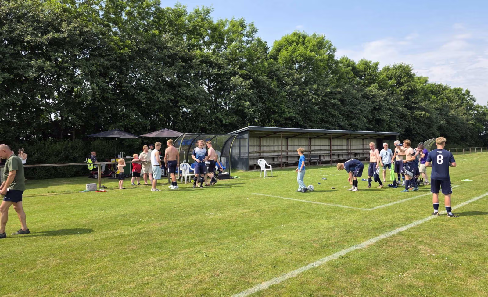 HTS serie 3 vandt 2-0 over Sønderris i playoff kamp om at spille i serie 3 efter sommerferien.