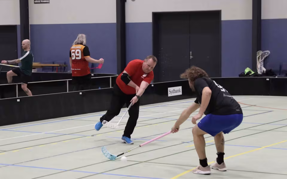 Varde-mesterskab i floorball afholdt
