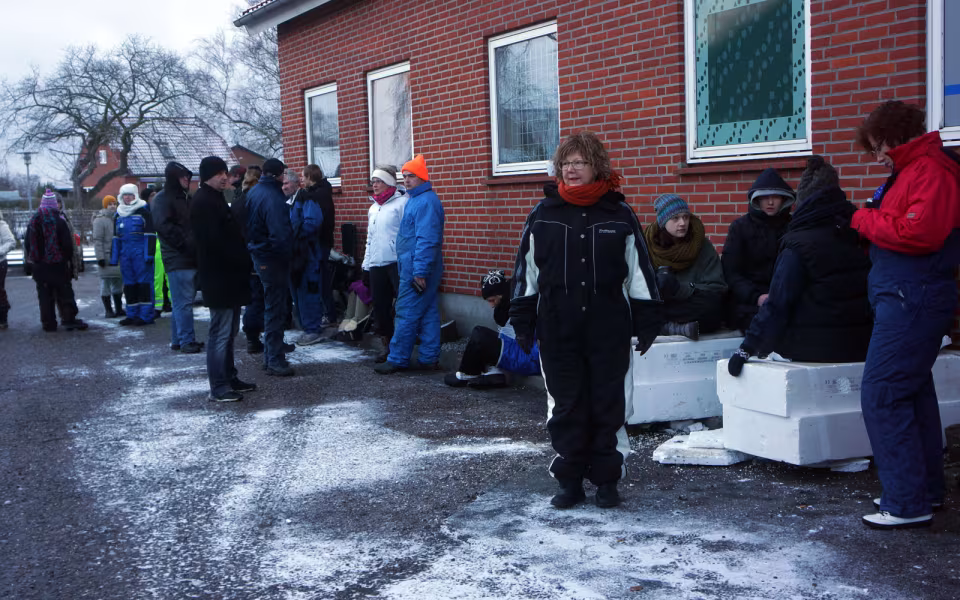 Kø foran billetsalget til Owen Luft.