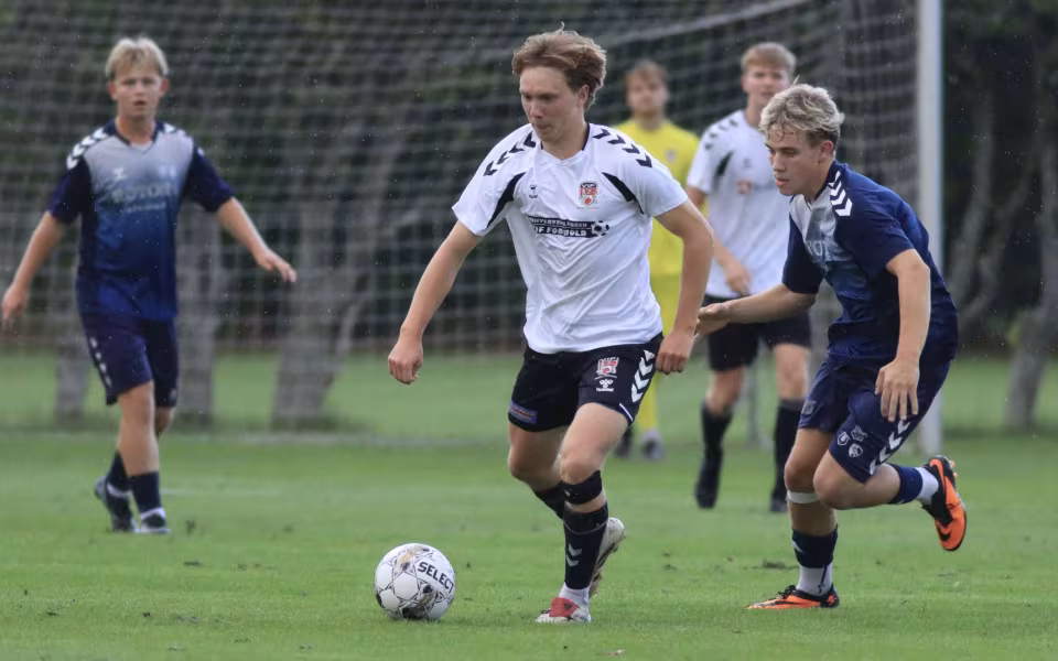 Varde tog stikket i regnen