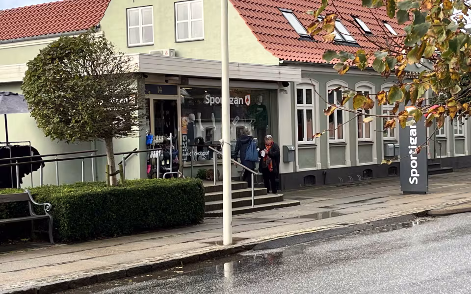 MEWL GÅR AMOK