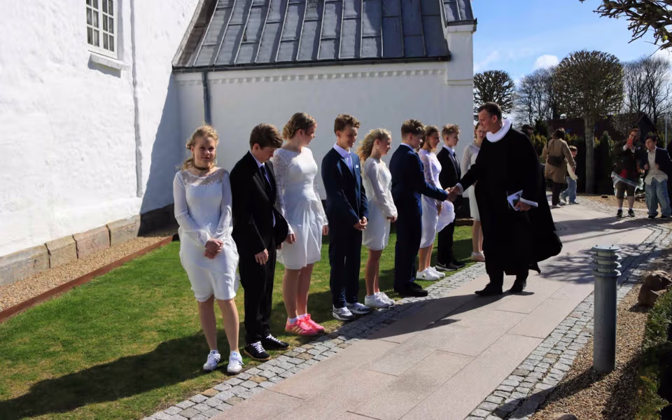 13 unge konfirmeret i Outrup