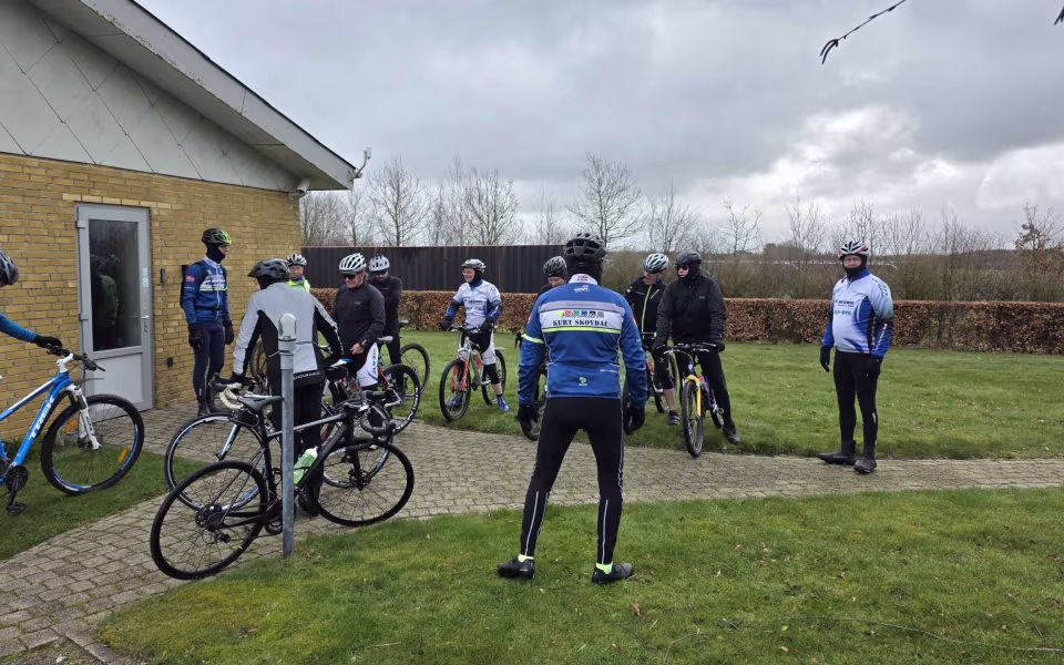 Sæsonstart hos Tistrup Cykelmotion - Vejret ok, god stemning og fremmødet ok