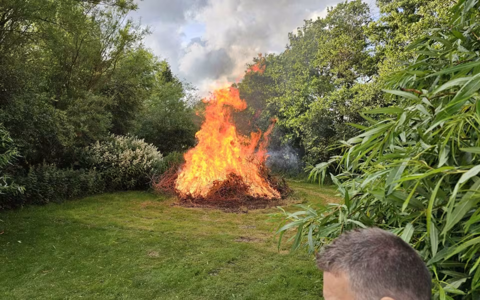 Billeder fra Sankt Hans i Brinkerne i Strellev.