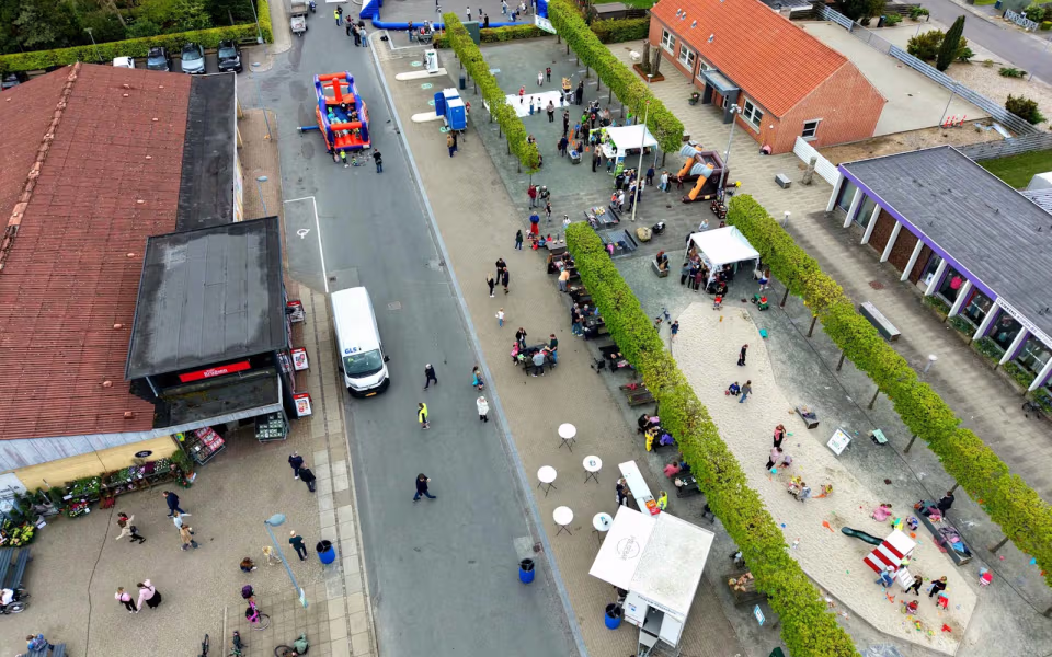 Stor deltagelse til Tistrup Screaming Carneval på torvet - Se de mange billeder