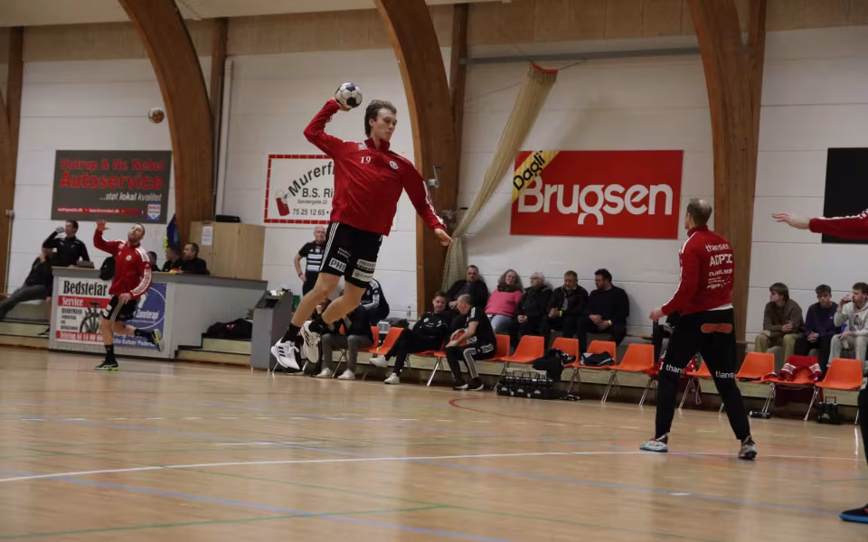 Blåbjerg HK  fejrer håndboldfest trods nederlag