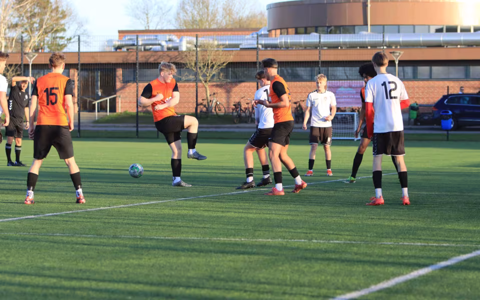 Varde U-19 Vinder 6-0 Over SGI/SSK