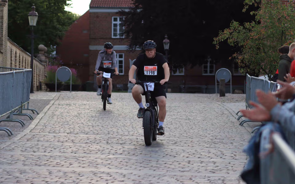Sponsorløb skabte fest på torvet
