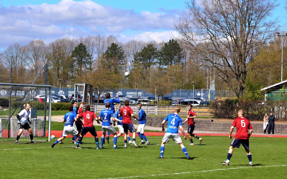 Serie 1 fodbold - HTS blev matchet hårdt i Haderslev