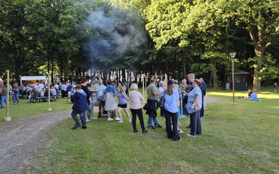 Billeder fra Midsommerfest I Tistrup anlæg 2025
