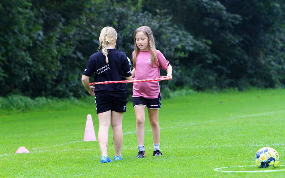 Pigeraketten landede  i Outrup Boldklub