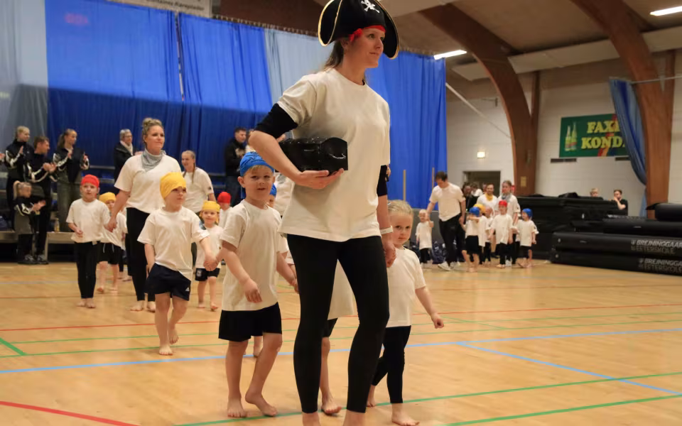 Forårsstemning i Outrup med GUB Gymnastik